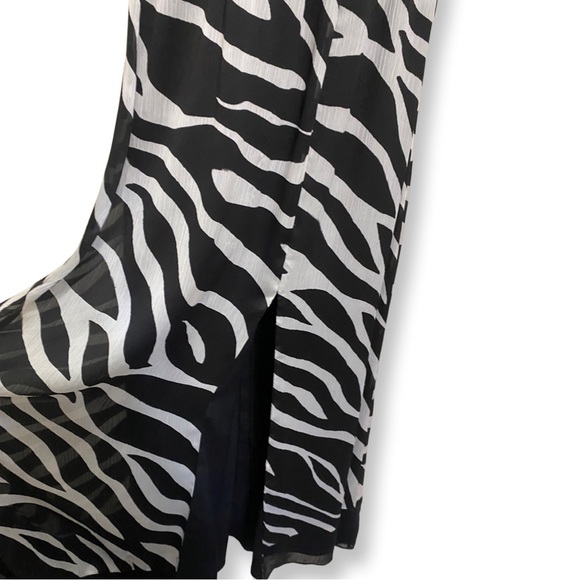 White House black market dress π2/$30π - Picture 9 of 11